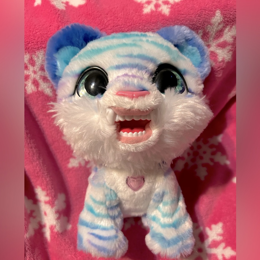 Fur Real kitten